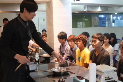 최현석 스타쉐프와 함께하는 서울호텔관광직업전문학교 일일체험학습